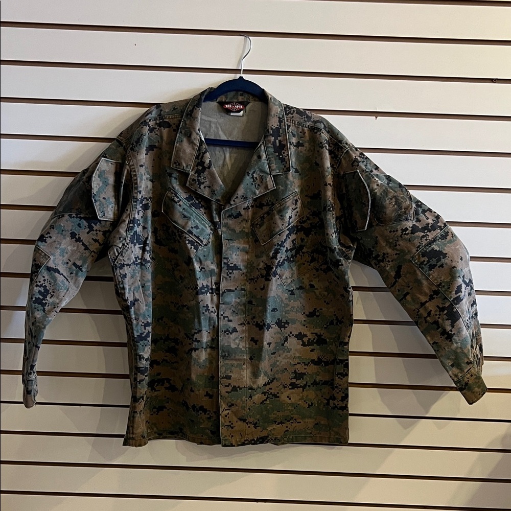 Men's Camouflage Button Down Shirt